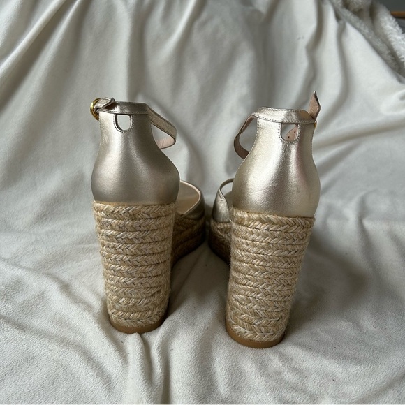 Stuart Weitzman Nudist Curve Espadrille Wedges in Gold Size 10 NWOT - Picture 12 of 12